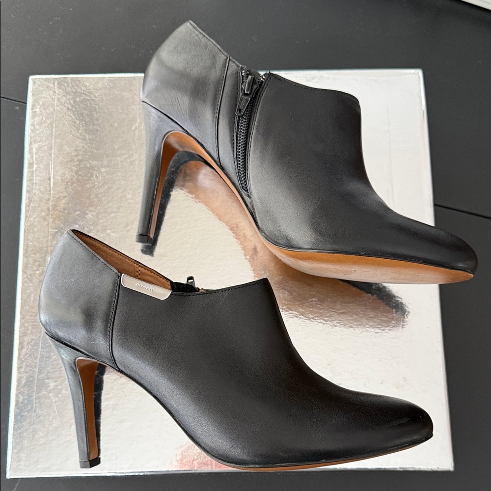 Coach Seneca Black Leather Heeled Booties Size 9.5 B